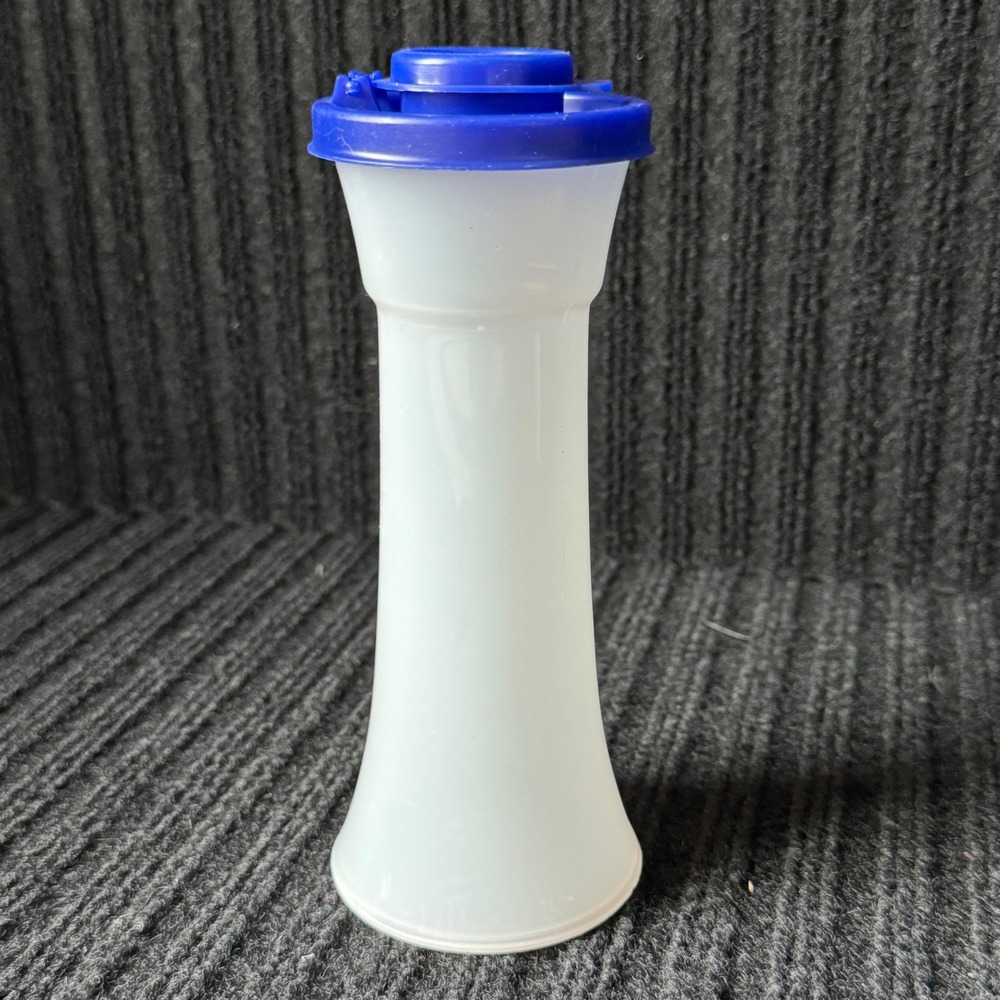 Tupperware Hourglass Salt or Pepper Shaker Blue Flip Top Lid 718-17